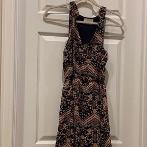 Floral Patterned Sleeveless Dress